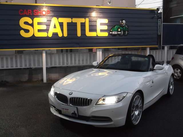 BMW Z4 sドライブ 35i スポーツパッケージ (アルピンホワイト)