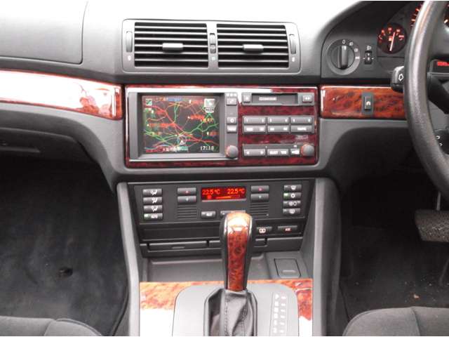 BMW 5シリーズ 528i ワンオーナー