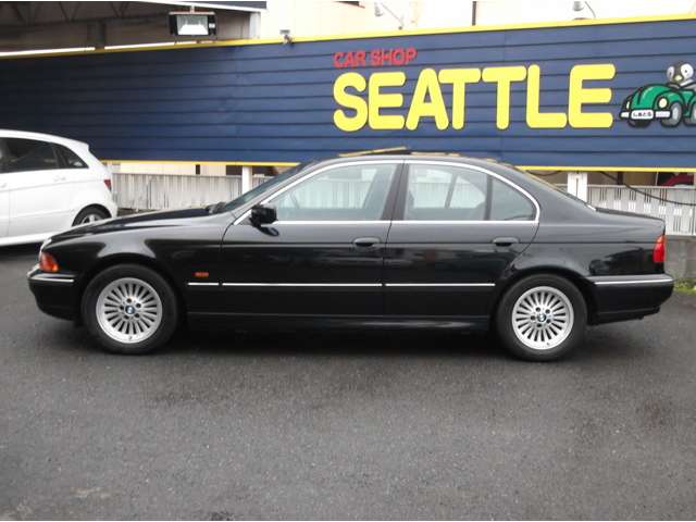 BMW 5シリーズ 528i ワンオーナー