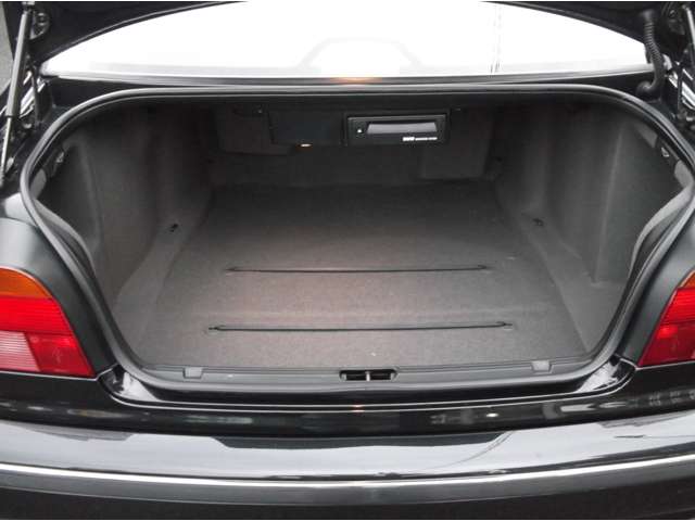 BMW 5シリーズ 528i ワンオーナー